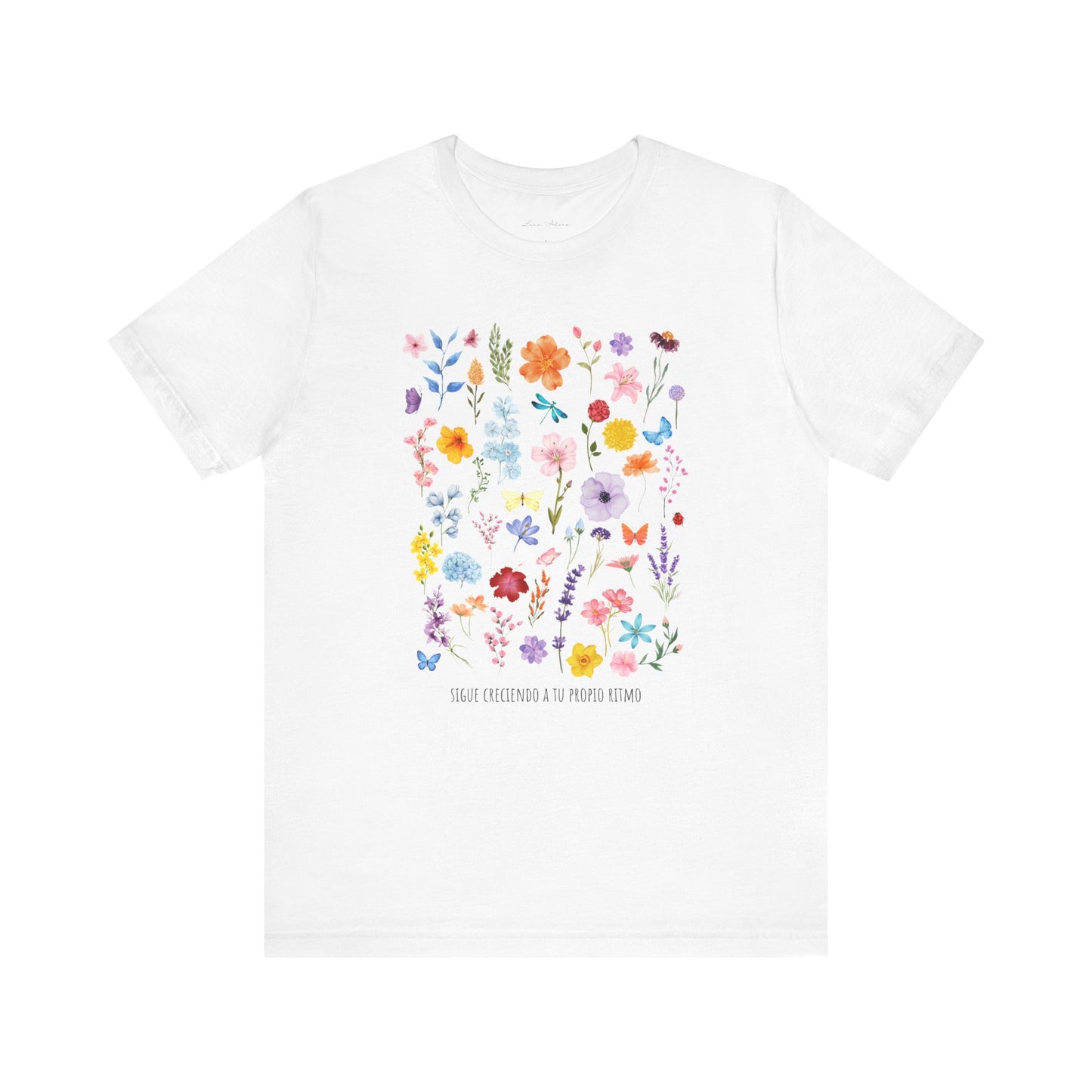 Floral Sigue Creciendo a Tu Propio Ritmo Tee