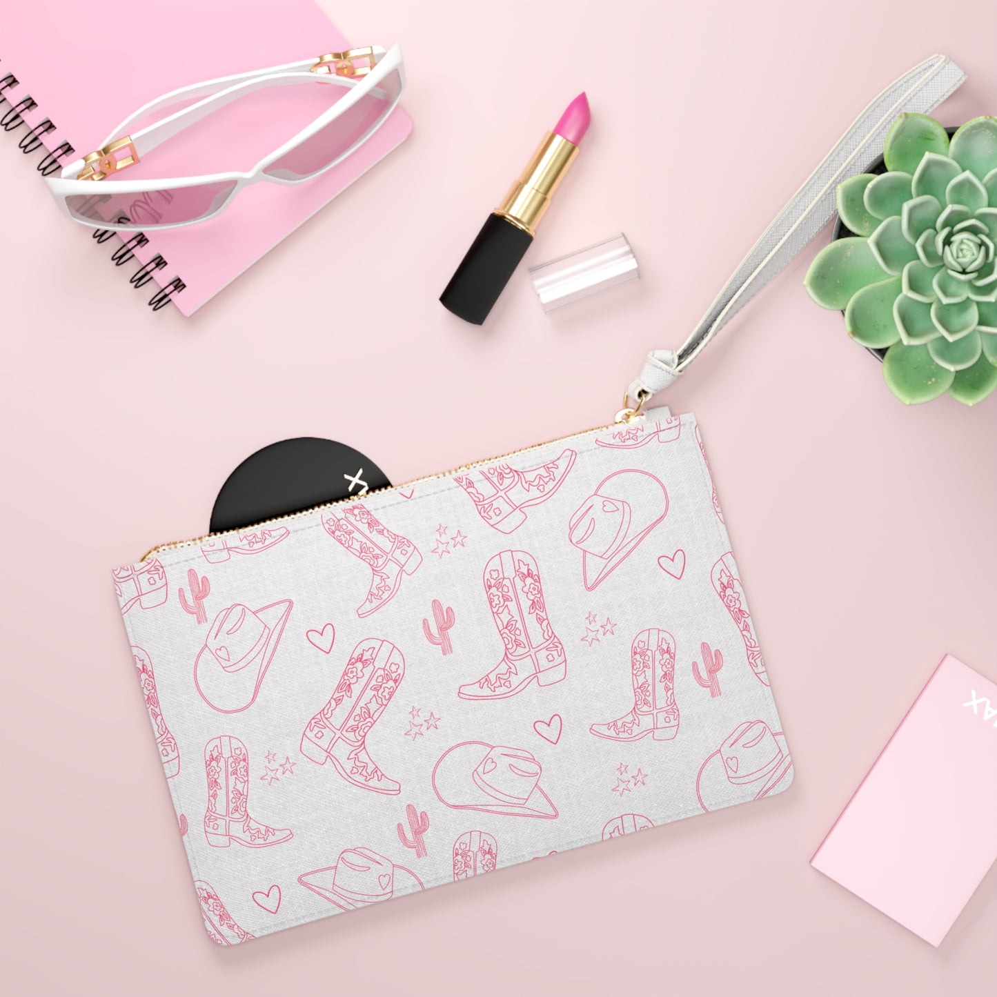 Jaripeo Clutch Bag