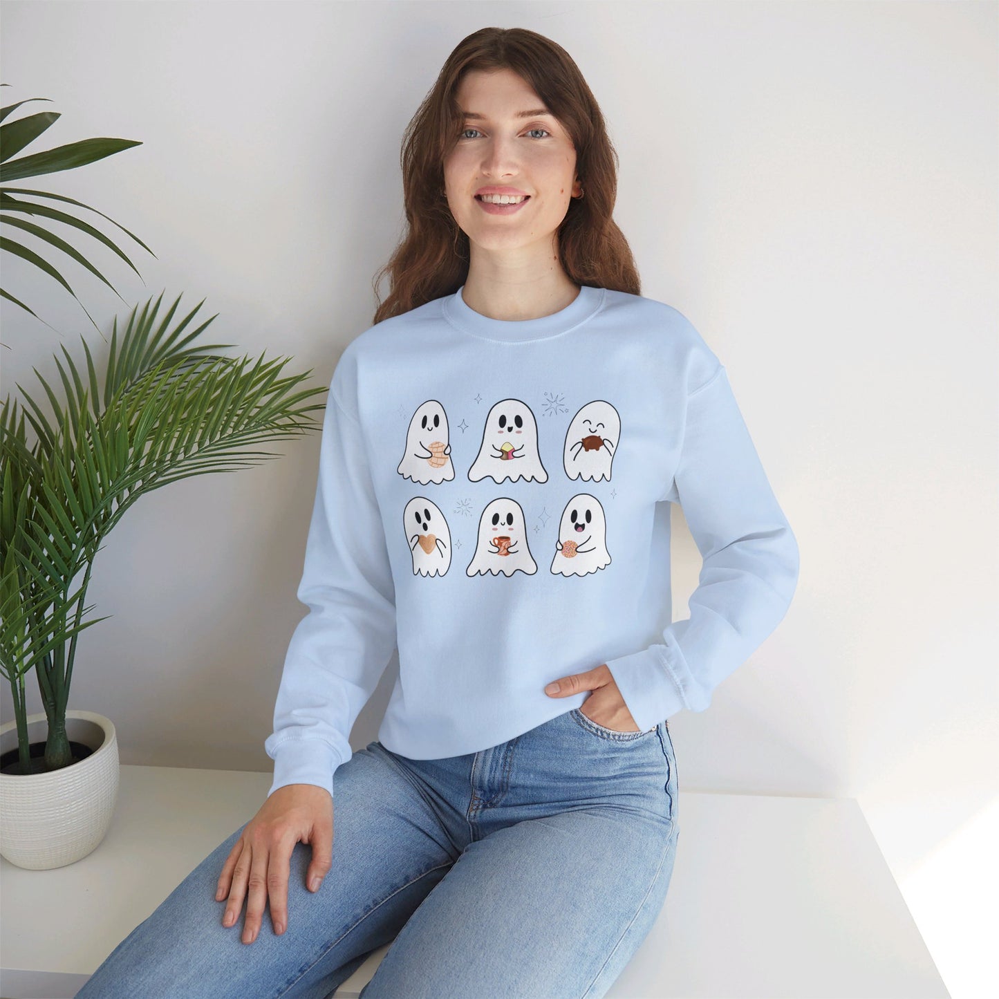 Ghosts y Pan Dulce Sweatshirt